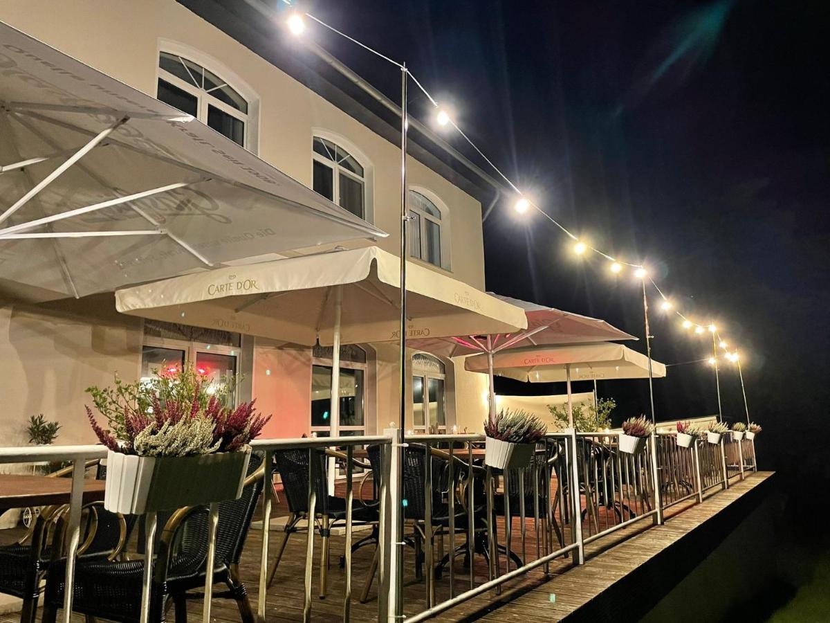 Hotel & Restaurant Haus Am See Locknitz Exterior photo
