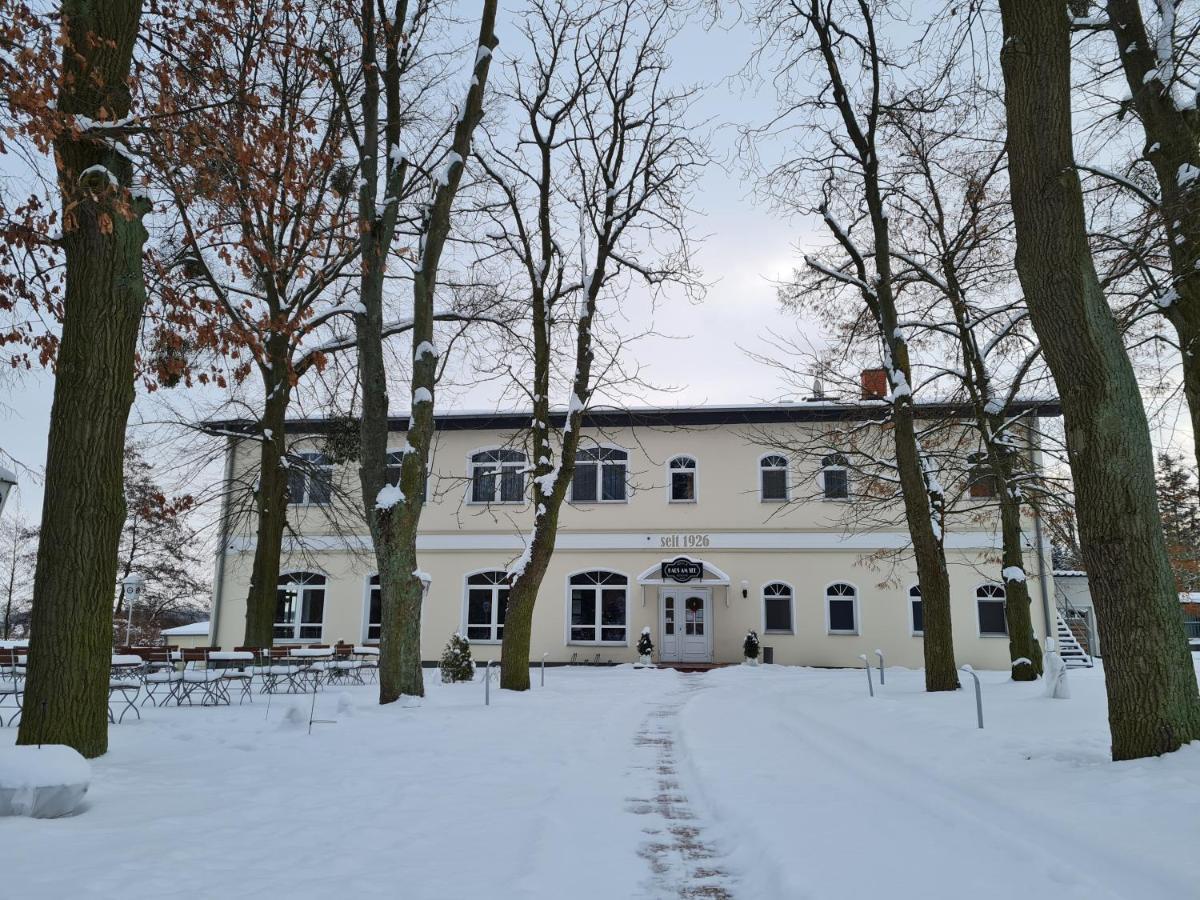 Hotel & Restaurant Haus Am See Locknitz Exterior photo