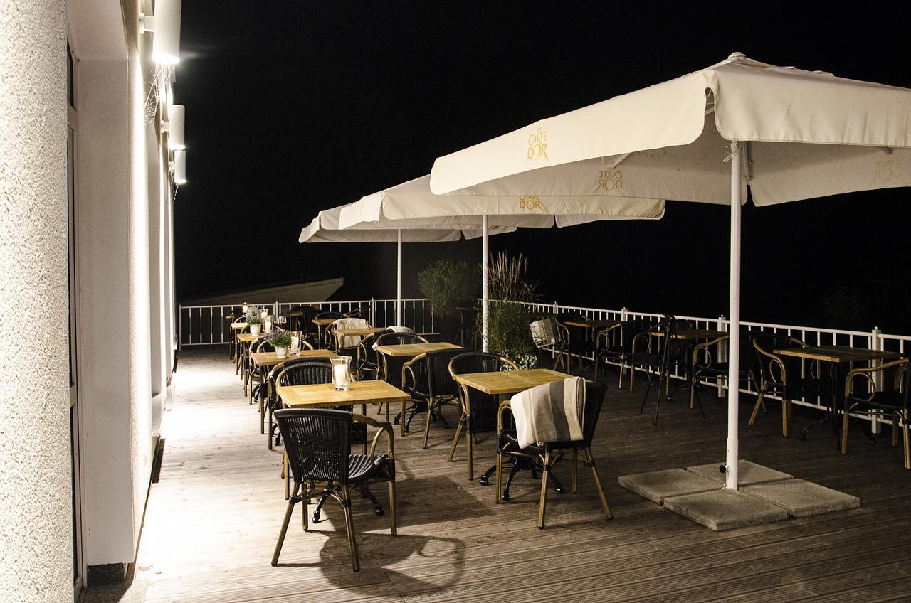 Hotel & Restaurant Haus Am See Locknitz Exterior photo